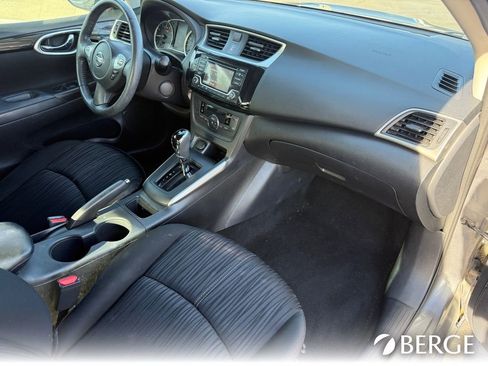 Used 2018 Nissan Sentra SV image 29