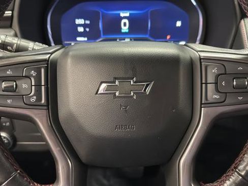Used 2022 Chevrolet Suburban RST w/ Luxury Package AWD/4WD image 16