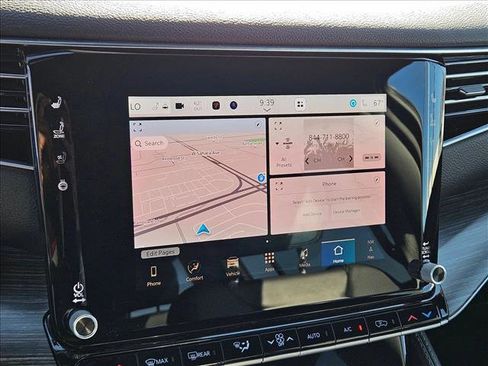 Used 2024 Jeep Wagoneer Series II w/ Flexible Seating Group image 12