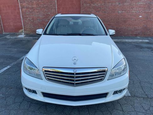 Used 2011 Mercedes-Benz C 300 4MATIC Sedan image 8