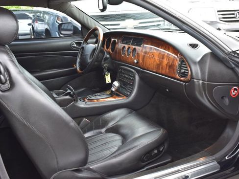 Used 2002 Jaguar XK8 Convertible RWD image 36