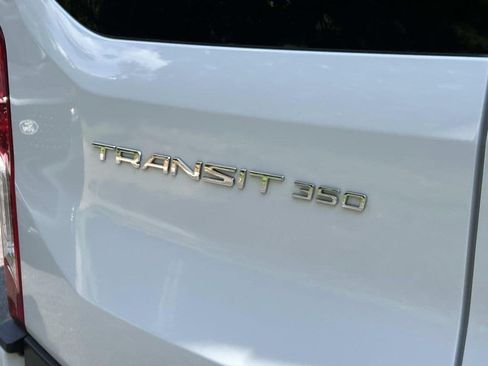 Used 2025 Ford Transit 350 XLT RWD image 12