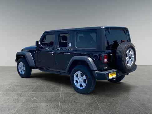 Used 2023 Jeep Wrangler Unlimited Sport AWD/4WD image 3