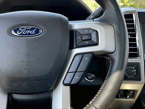 Used 2017 Ford F250 Lariat w/ Lariat Ultimate Package AWD/4WD image 12