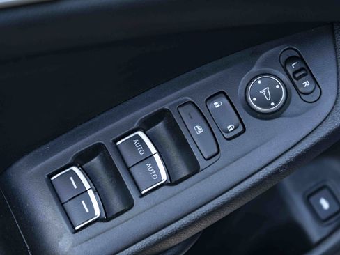 Used 2022 Honda Accord Sport image 35
