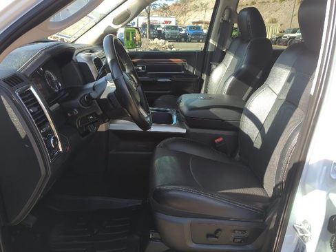 Used 2017 RAM 3500 Laramie w/ Convenience Group image 16