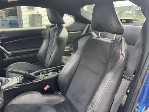 Used 2013 Subaru BRZ Limited w/ Popular Pkg 1A RWD image 10