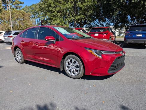 New 2026 Toyota Corolla LE FWD image 2