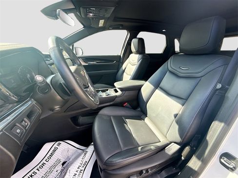 Used 2023 Cadillac XT5 Premium Luxury image 23
