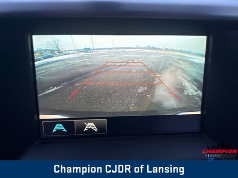 Used 2019 GMC Acadia SLE image 22