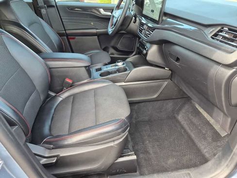 Used 2023 Ford Escape ST-Line w/ Tech Pack #1 AWD/4WD image 26
