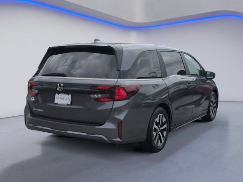Used 2025 Honda Odyssey EX-L image 5