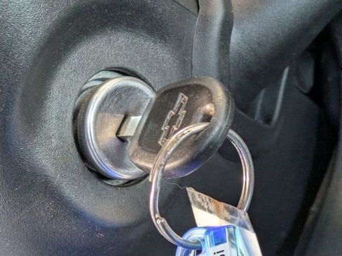 Used 2019 Chevrolet Silverado 1500 W/T w/ Trailering Package image 24