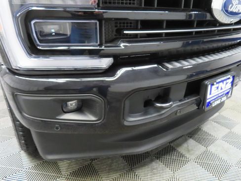 Used 2025 Ford F350 Platinum w/ FX4 Off-Road Package image 54