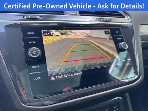 Certified 2023 Volkswagen Tiguan SE R-Line AWD/4WD image 15