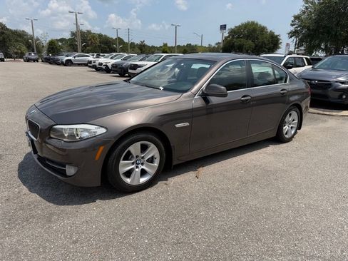 Used 2012 BMW 528i Sedan RWD image 11