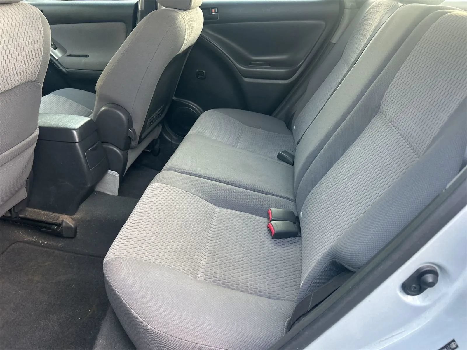 Used 2007 Toyota Matrix w/ PWR Pkg FWD image 4
