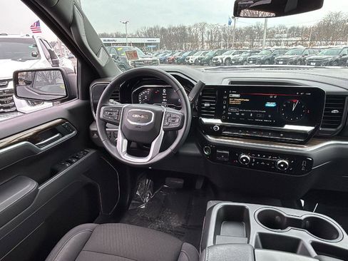Certified 2025 GMC Sierra 1500 Elevation image 27