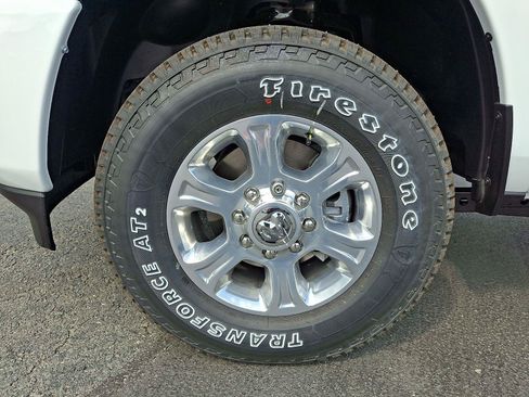 New 2026 RAM 2500 Big Horn AWD/4WD image 6