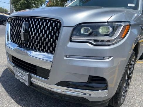 Used 2023 Lincoln Navigator Black Label AWD/4WD image 9