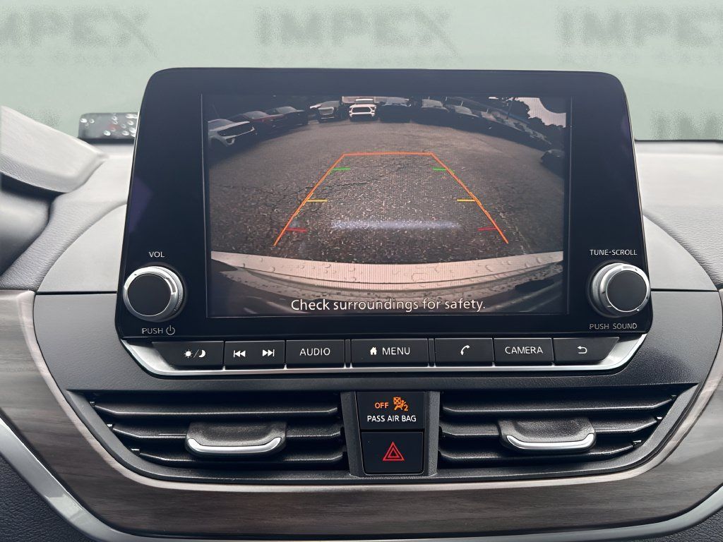 Used 2025 Nissan Altima 2.5 SV FWD image 17