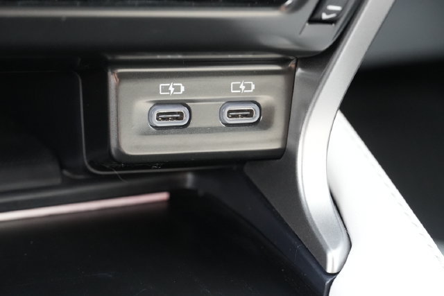 Used 2025 Lexus RX 350 Premium Plus w/ Accessory Package (K3) FWD image 38
