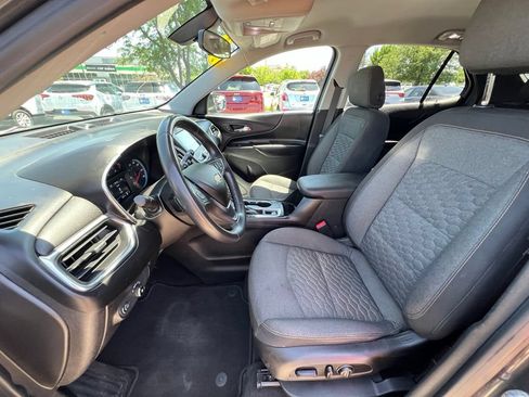 Used 2018 Chevrolet Equinox LT AWD/4WD image 19