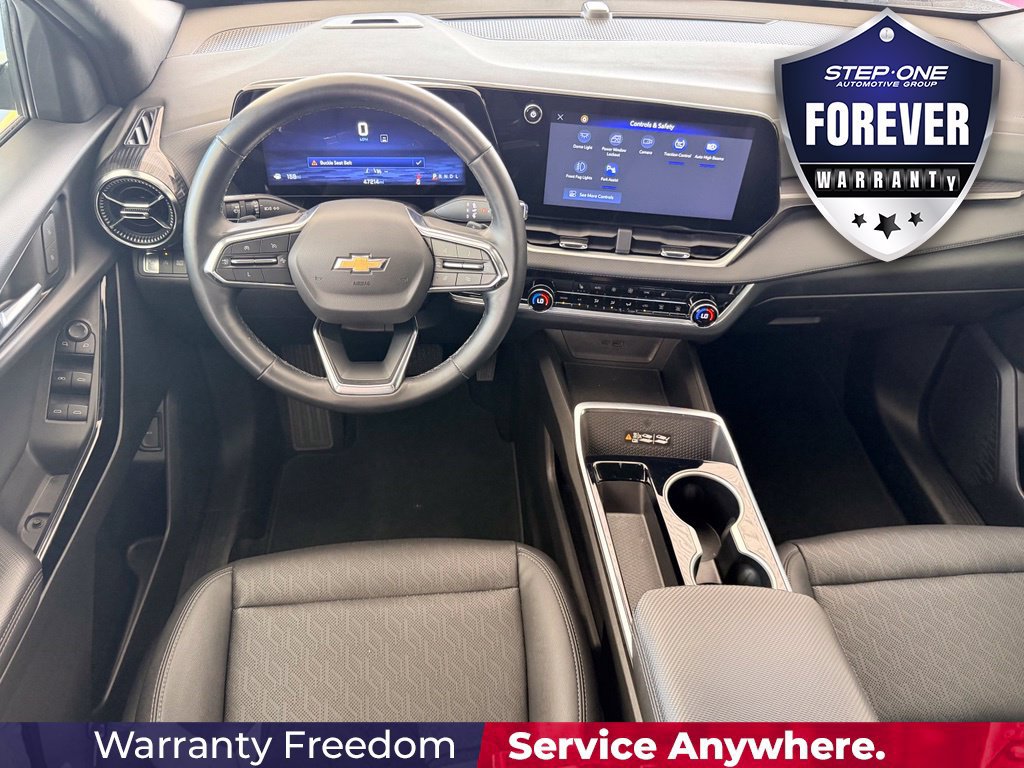 Used 2025 Chevrolet Equinox LT w/ Convenience Package II FWD image 16
