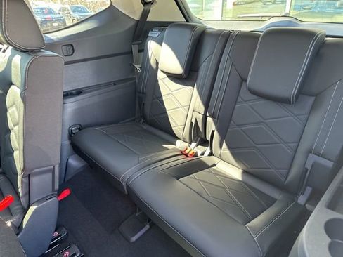 New 2026 Volkswagen Atlas SE image 15