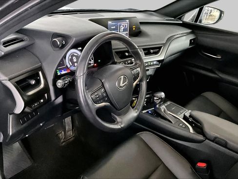 Used 2025 Lexus IS 350 F Sport AWD/4WD image 18
