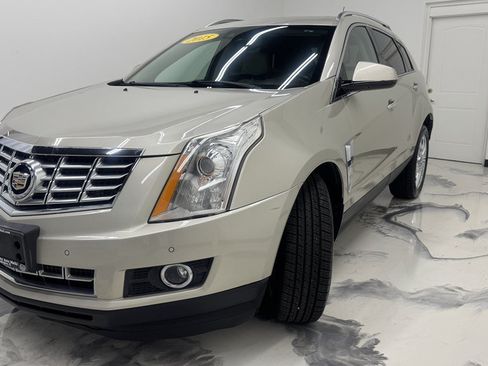 Used 2015 Cadillac SRX Performance w/ Driver Awareness Package AWD/4WD image 3