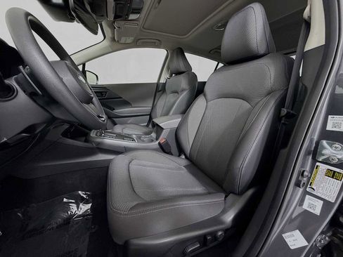 Used 2024 Subaru Crosstrek 2.0i Premium image 5