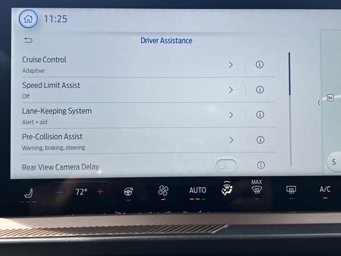 New 2025 Ford Bronco Sport Outer Banks w/ Sasquatch Outer Banks Package image 40