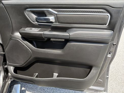 Used 2025 RAM 1500 Big Horn AWD/4WD image 17
