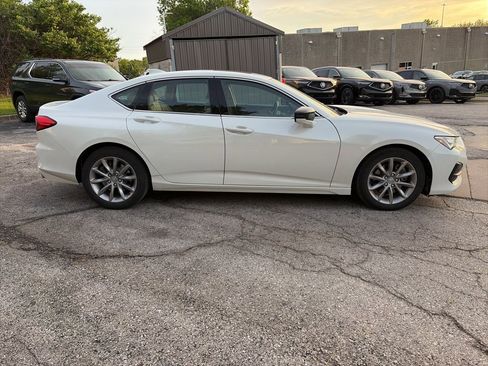 Used 2023 Acura TLX FWD image 4