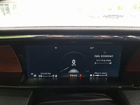 Used 2021 Lincoln Navigator Reserve image 8