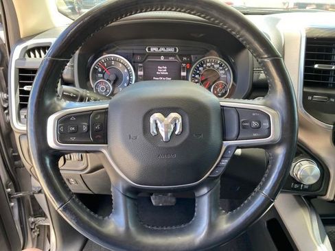 Used 2020 RAM 1500 Laramie AWD/4WD image 19