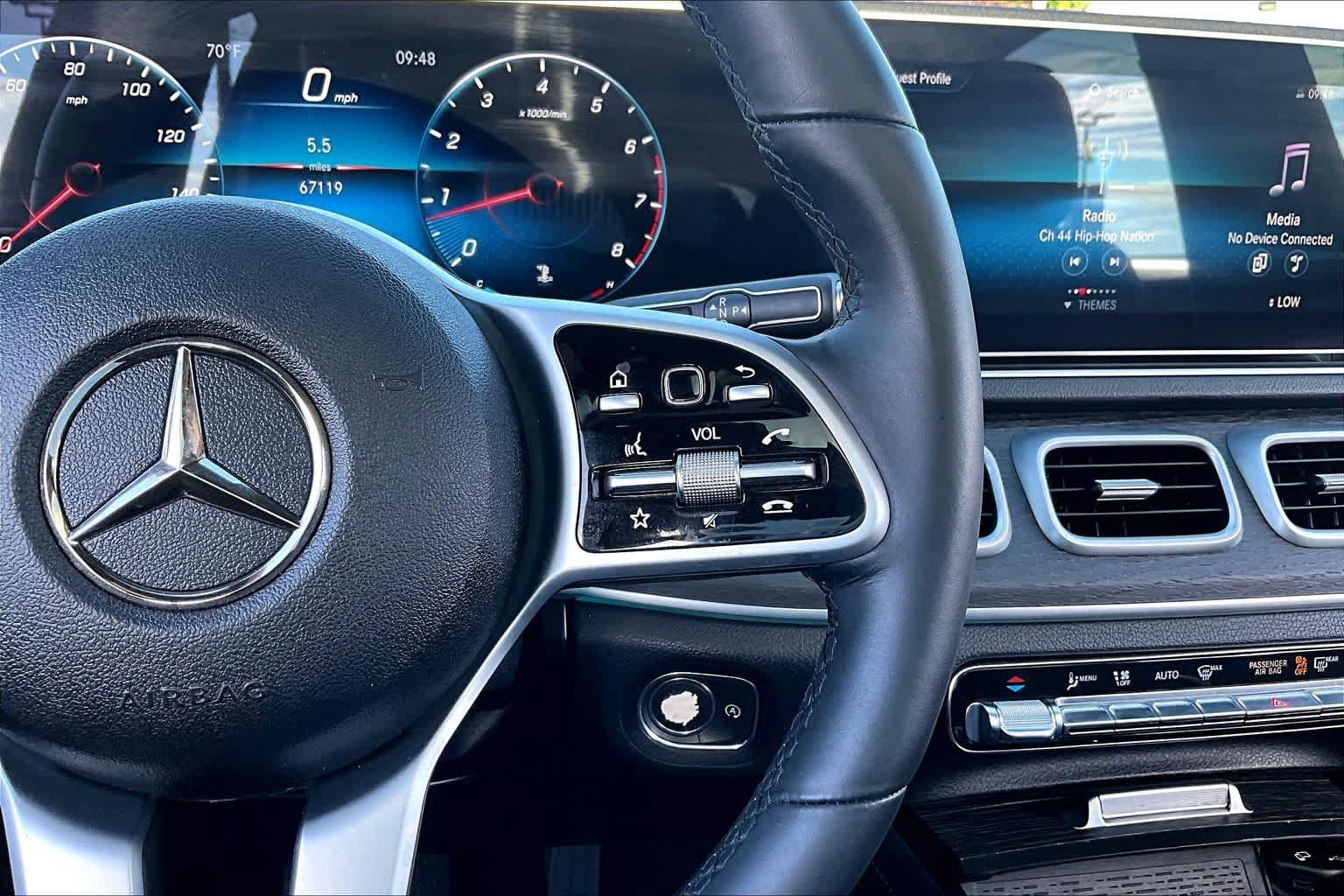 Used 2021 Mercedes-Benz GLE 350 w/ Premium Package image 25