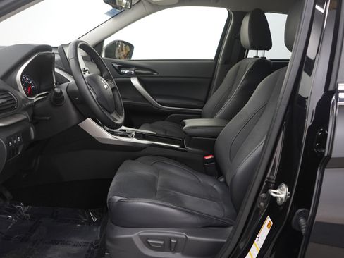 Used 2023 Mitsubishi Eclipse Cross SE image 23