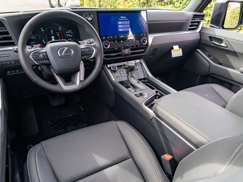 New 2026 Lexus GX 550 image 12