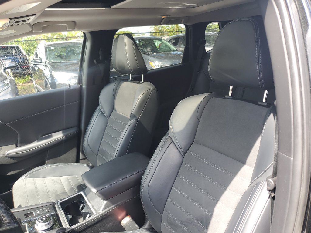 Used 2024 Mitsubishi Outlander SE FWD image 21