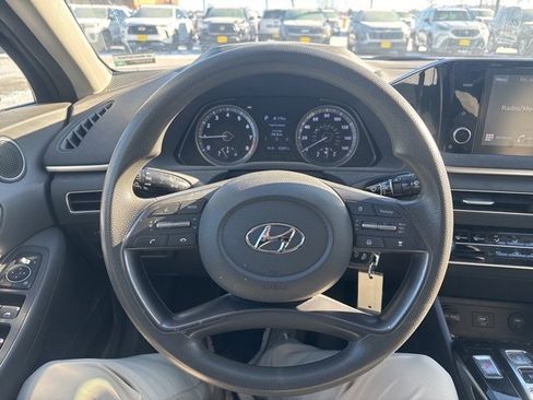 Used 2022 Hyundai Sonata SE image 9