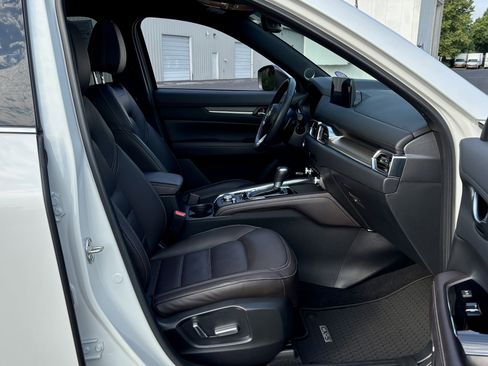 Certified 2025 MAZDA CX-5 Signature image 9