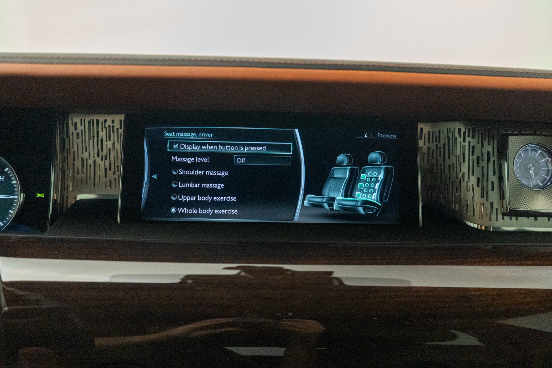 Used 2019 Rolls-Royce Phantom Sedan RWD image 29