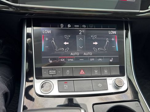 Used 2023 Audi Q7 3.0T Premium Plus AWD/4WD image 33