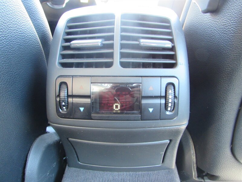 Used 2003 Mercedes-Benz E 500 Sedan image 27