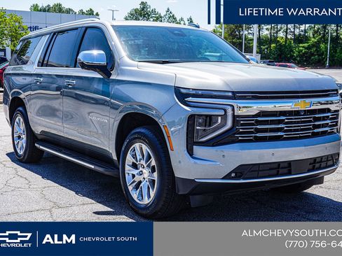 New 2025 Chevrolet Suburban Premier w/ Sun And Tow Package AWD/4WD image 5