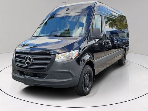 New 2025 Mercedes-Benz Sprinter 2500 image 3