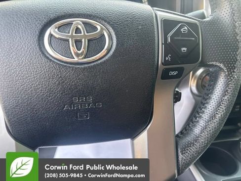 Used 2016 Toyota 4Runner SR5 AWD/4WD image 17