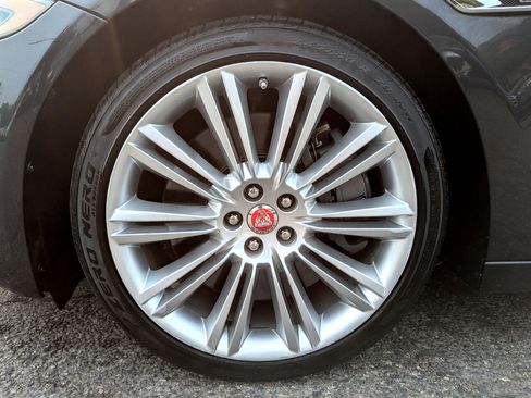 Used 2017 Jaguar XJ L Supercharged image 66